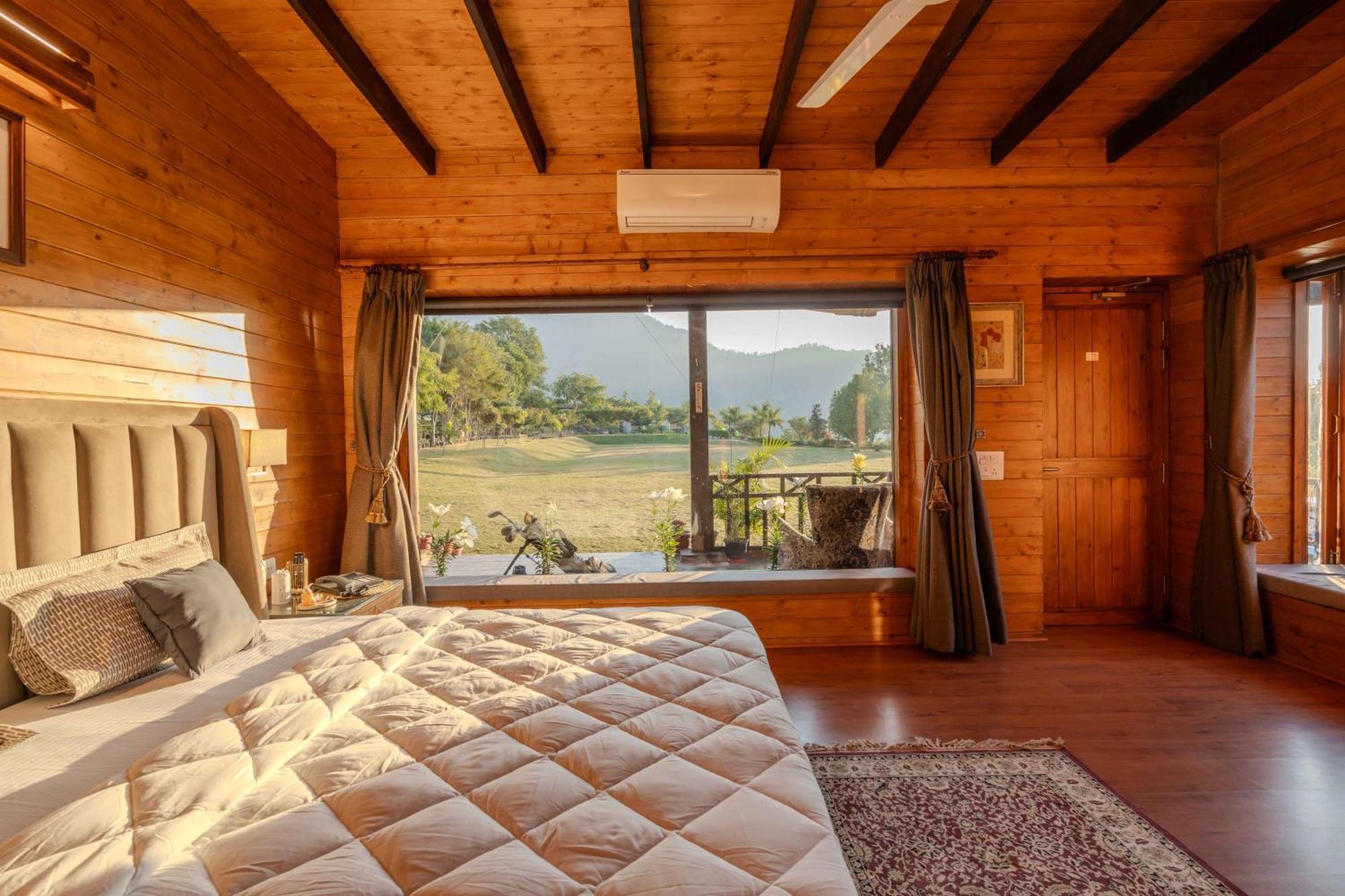 Saffronstays Timber Crest Dehradun Exterior photo